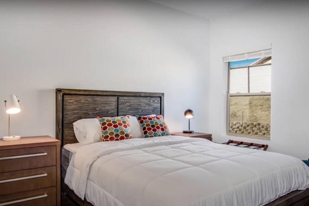 Three Tree Villa W/ Ev Charging Yucca Valley Exterior foto